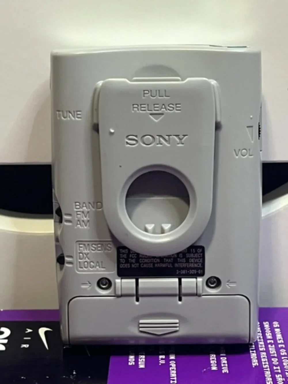 Sony Walkman FM/AM Radio SRF-59 Silver Gray W/ Belt Clip Used Working Tested